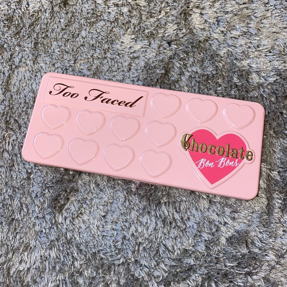 Too Faced Chocolate Bon Bons palette